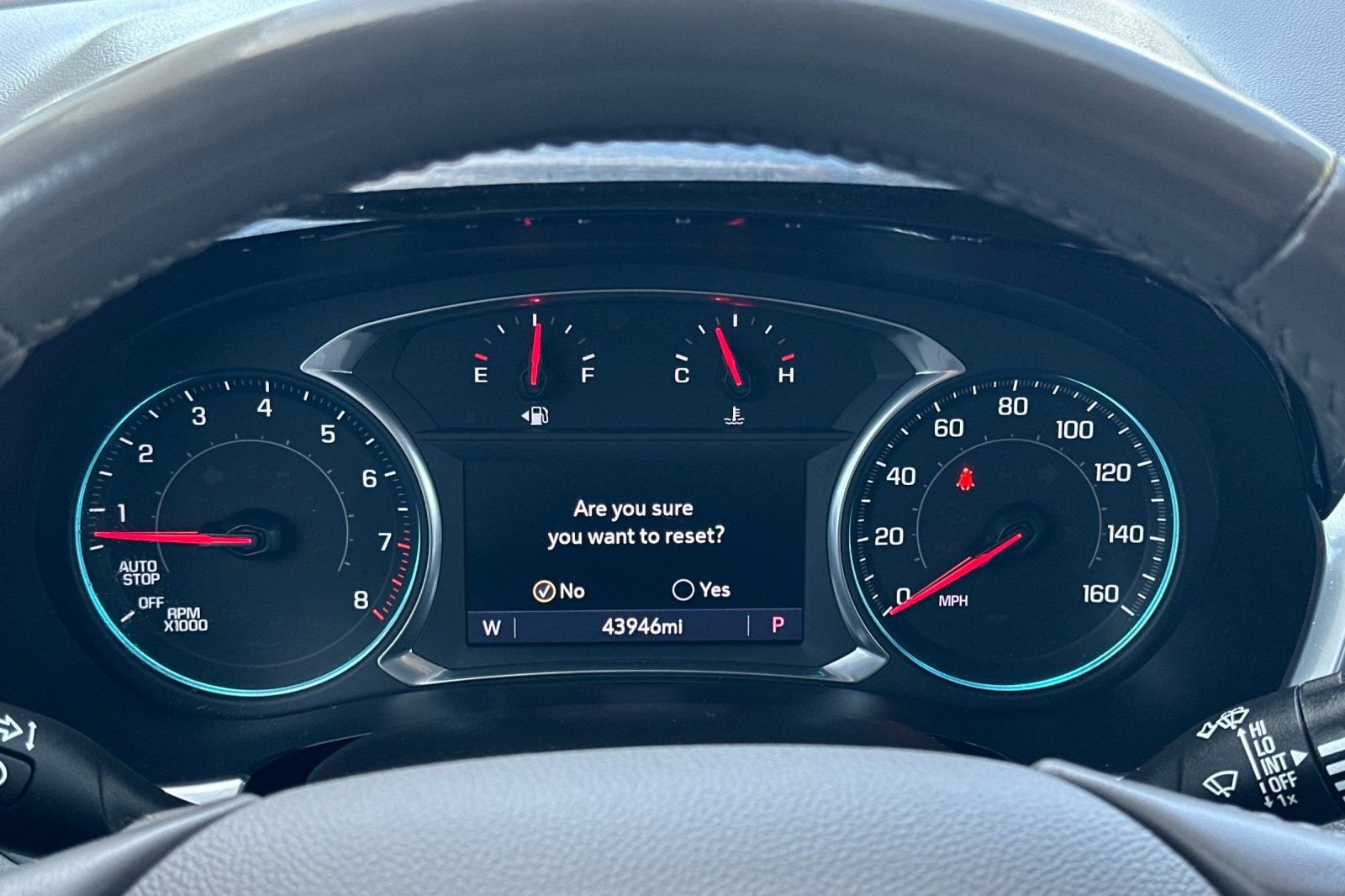 Used 2021 Chevrolet Traverse LT w/ LT Premium Package image 23