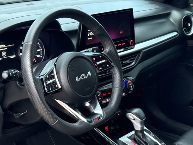 Used 2024 Kia Forte GT-Line w/ GT-Line Premium Package image 18