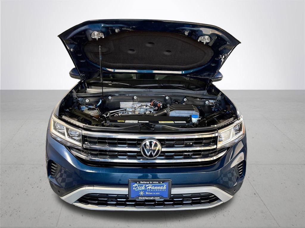 Certified 2022 Volkswagen Atlas Cross Sport SE AWD/4WD image 21