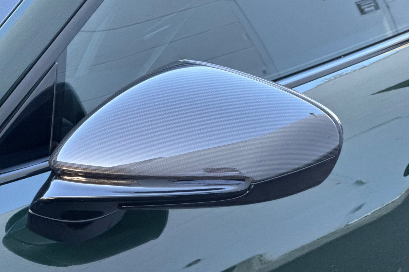 New 2025 Porsche Taycan Turbo GT image 40