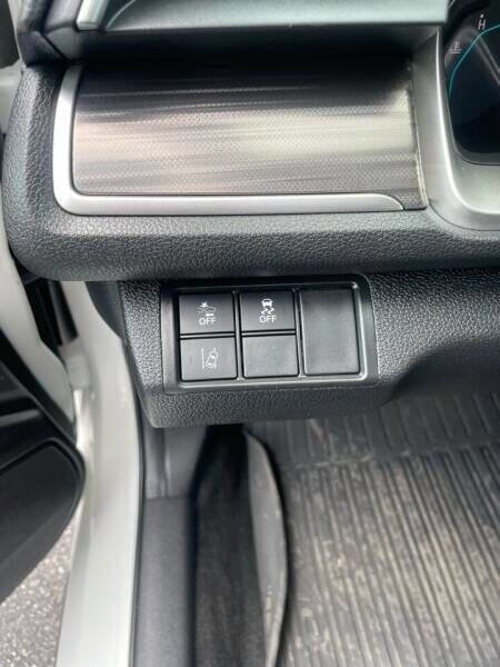 Used 2020 Honda Civic EX image 12
