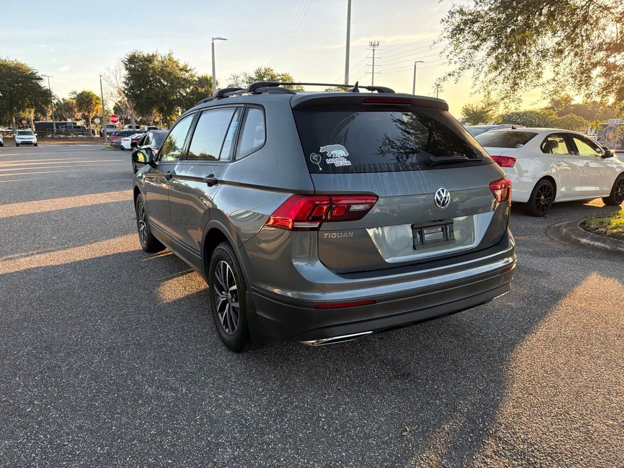 Used 2021 Volkswagen Tiguan S FWD image 3