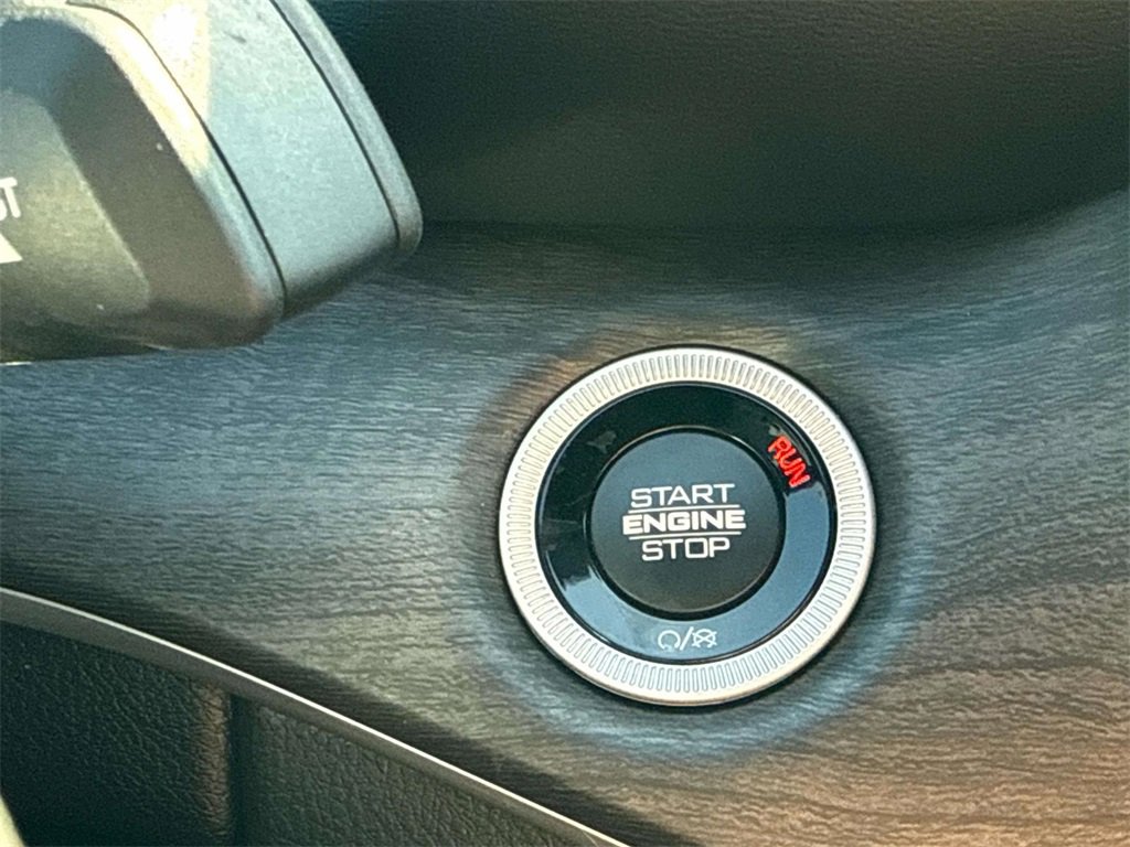 New 2025 Jeep Grand Cherokee Limited w/ Trailer Tow Package image 19