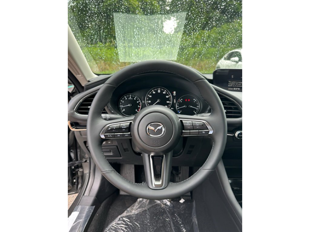 Used 2025 MAZDA MAZDA3 s image 17