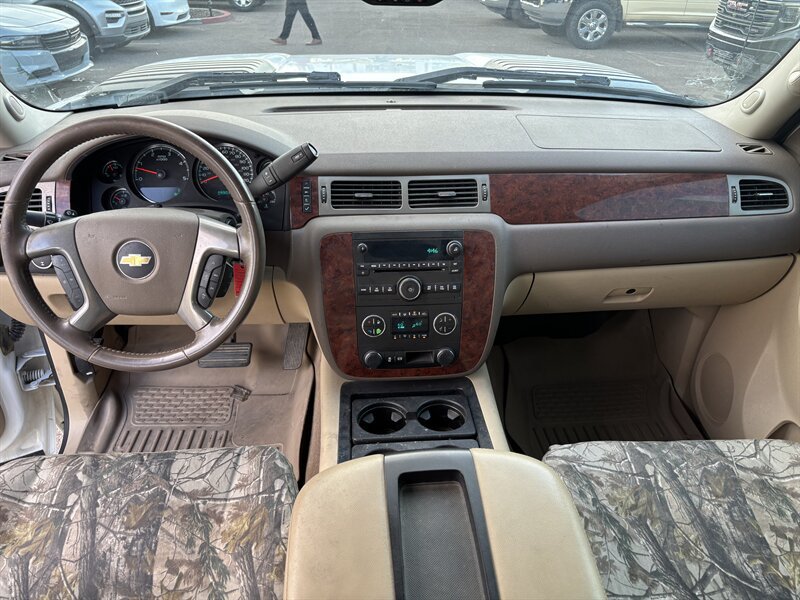 Used 2014 Chevrolet Silverado 3500 LTZ w/ Suspension Package, Off-Road AWD/4WD image 10