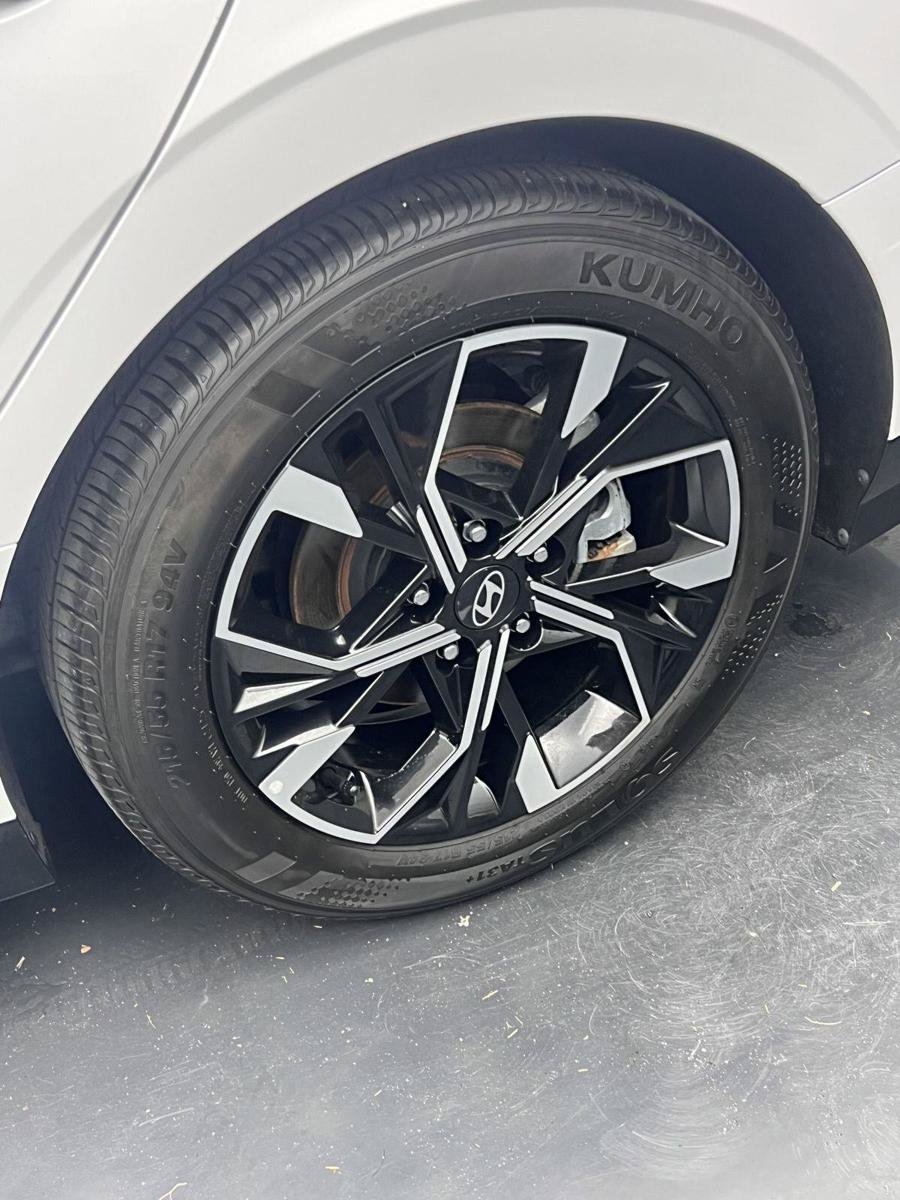 Used 2025 Hyundai Sonata SEL FWD image 38
