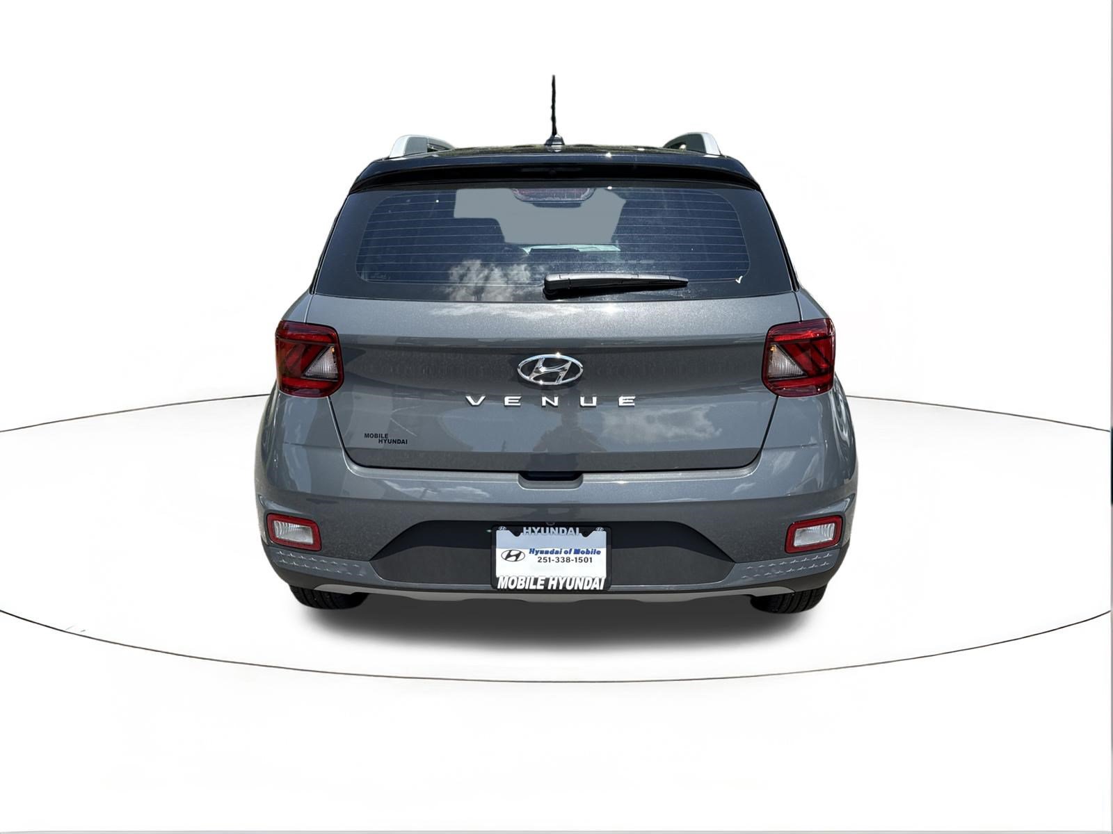 New 2026 Hyundai Venue SEL FWD image 4