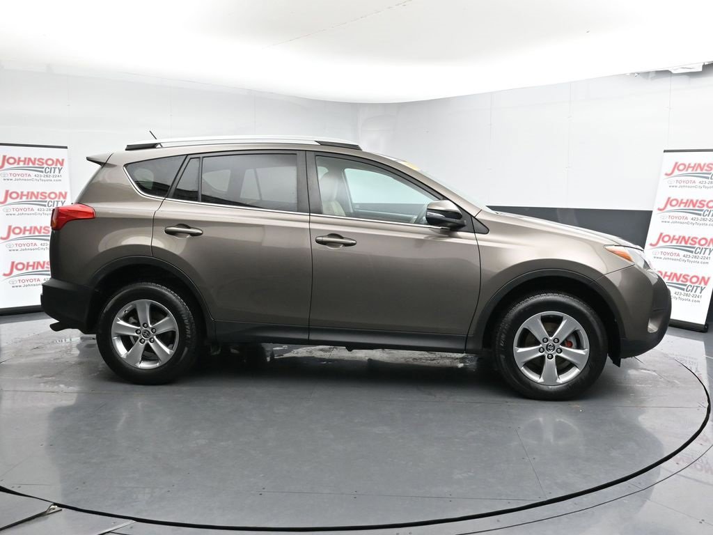Used 2015 Toyota RAV4 XLE image 9