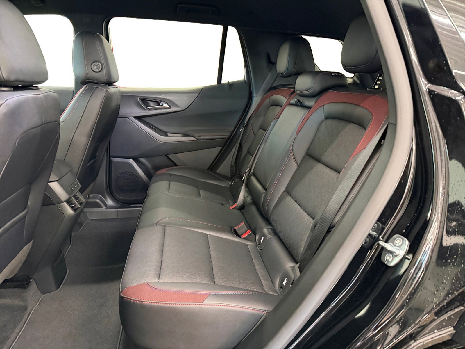 New 2026 Chevrolet Equinox RS w/ Convenience Package III image 10