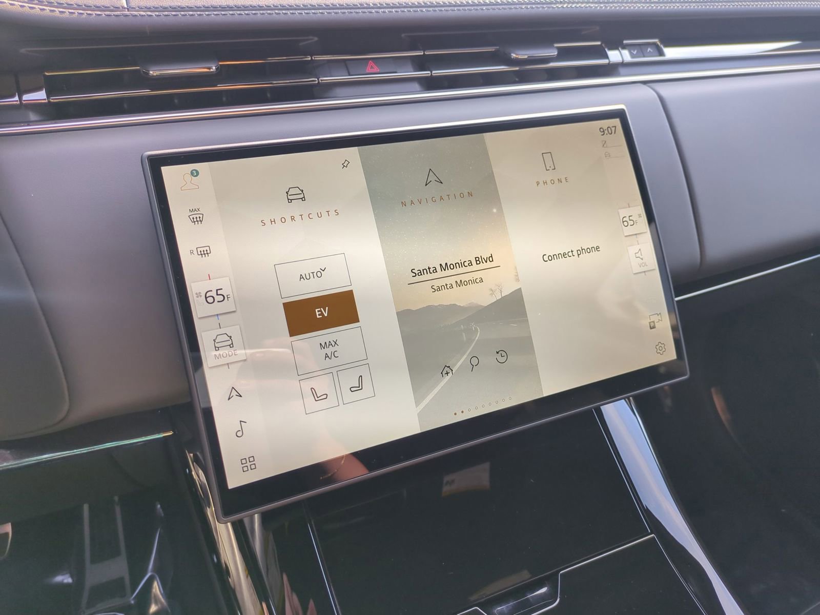 Used 2025 Land Rover Range Rover Sport Dynamic SE image 19