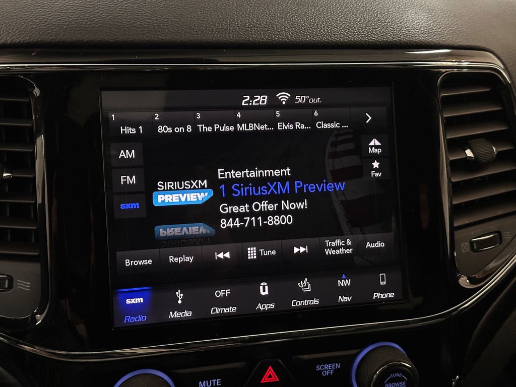 Used 2019 Jeep Grand Cherokee Altitude image 45