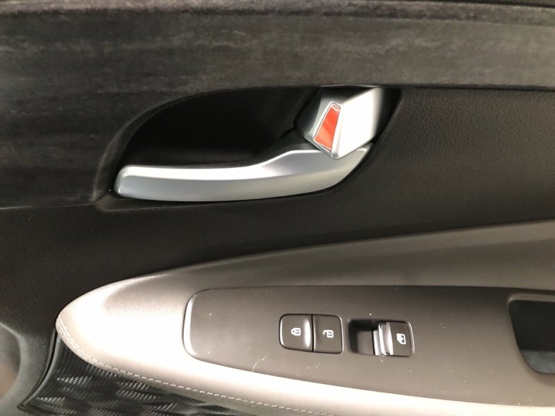 Used 2019 Hyundai Santa Fe SEL image 14