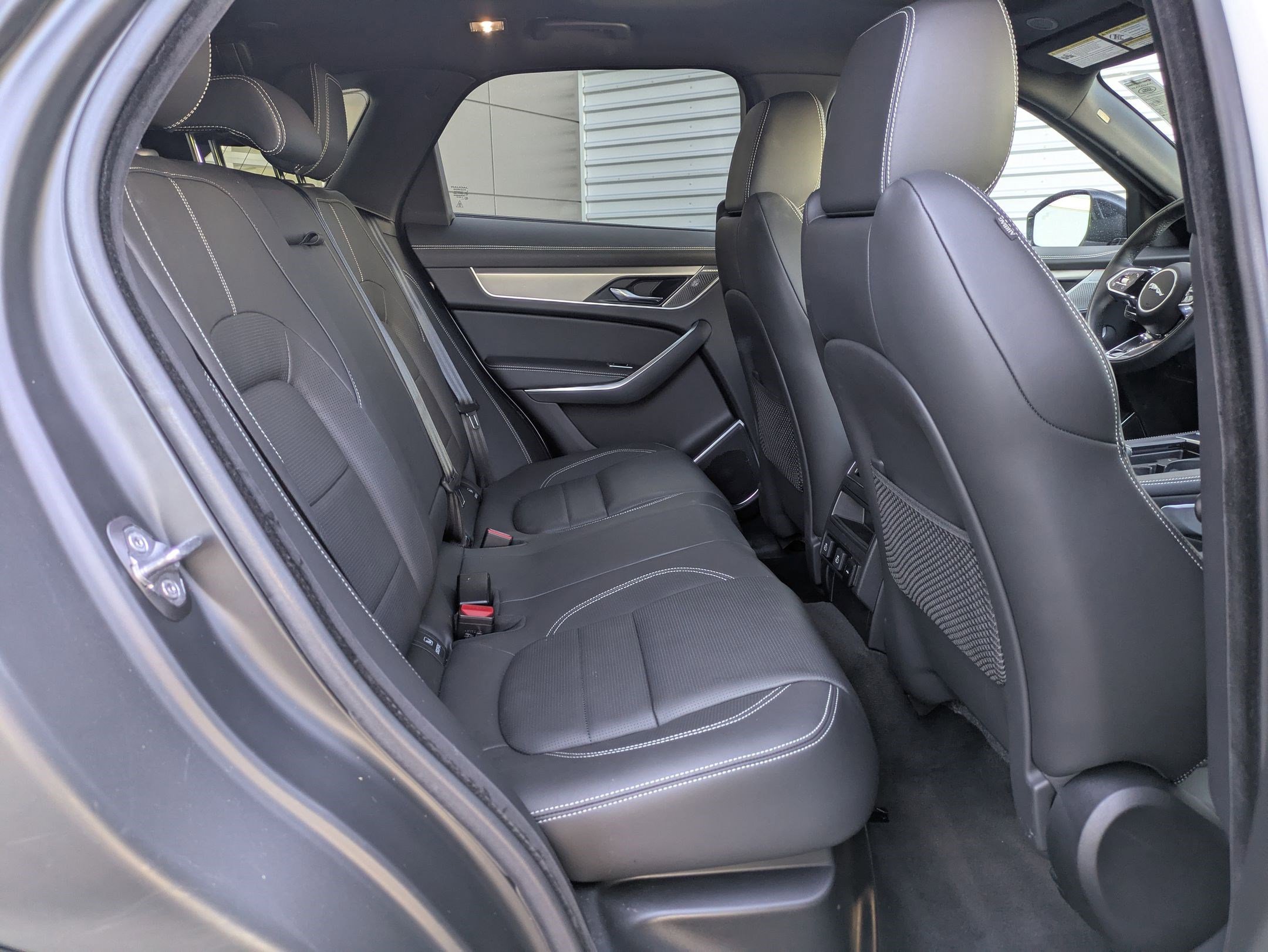 Used 2026 Jaguar F-PACE R-Dynamic S AWD/4WD image 29