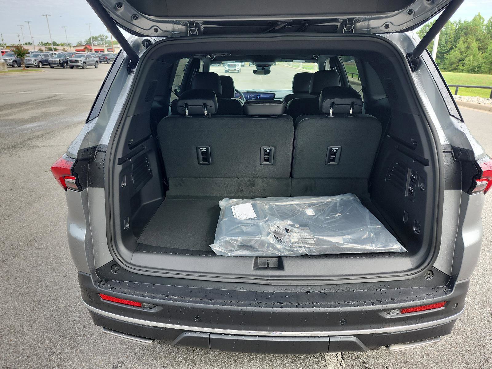 New 2026 Buick Enclave Preferred w/ Power Package image 7