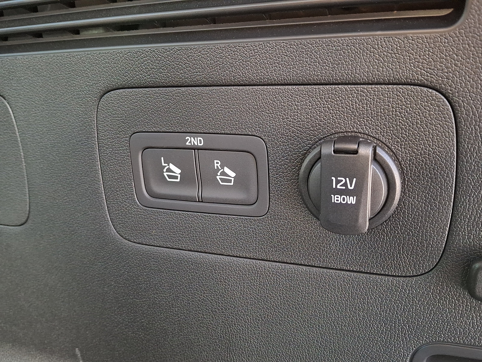 Used 2025 Kia Sorento EX w/ Panoramic Sunroof Package AWD/4WD image 34