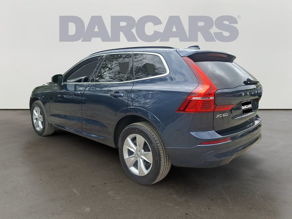 Used 2022 Volvo XC60 B5 Momentum AWD/4WD image 5