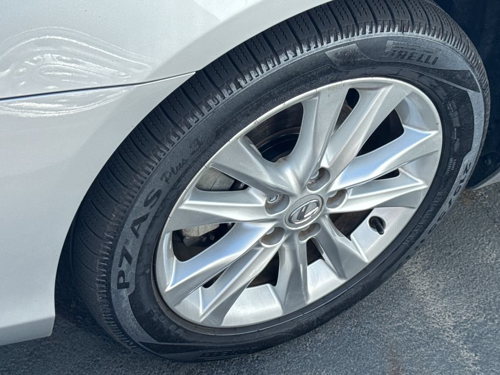 Used 2011 Lexus ES 350 FWD image 9