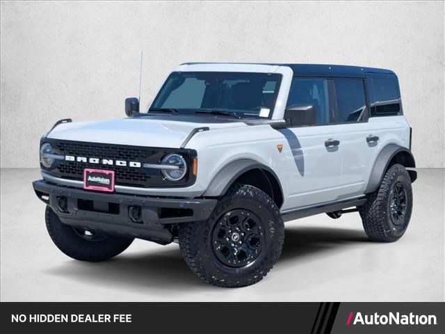 New 2026 Ford Bronco Badlands w/ Wildtrak Package