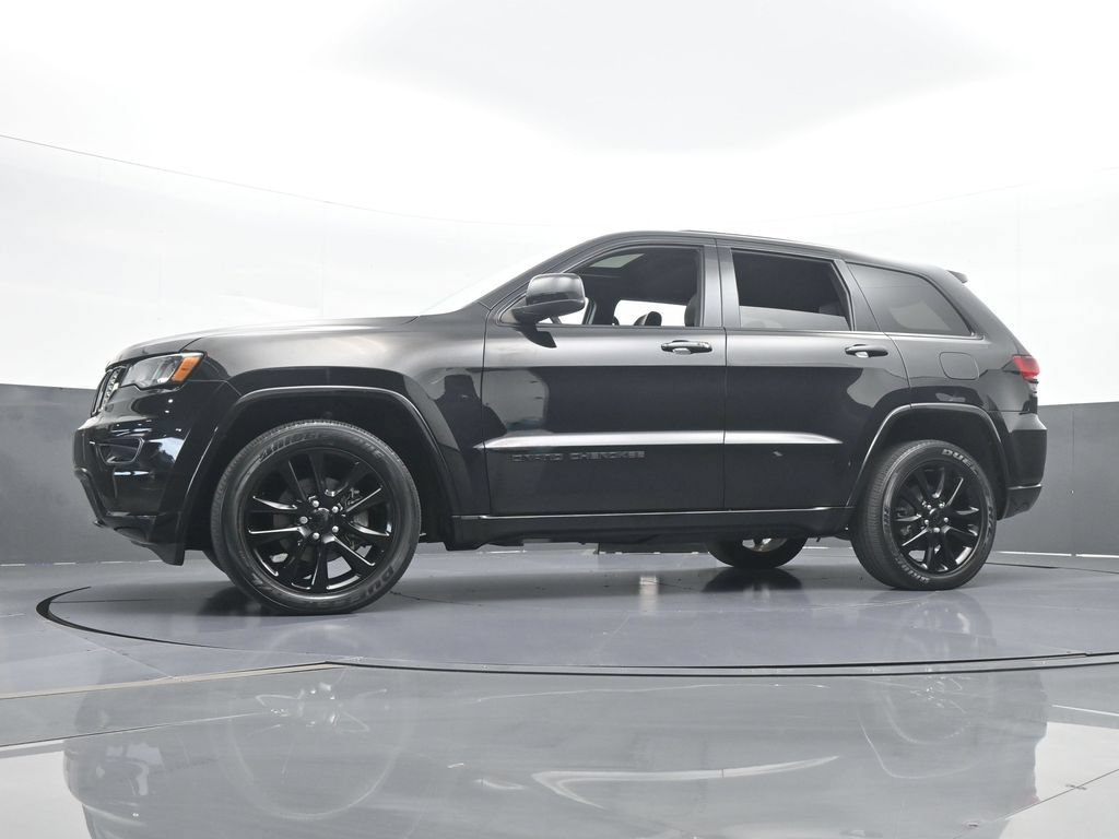 Used 2020 Jeep Grand Cherokee Altitude RWD image 57