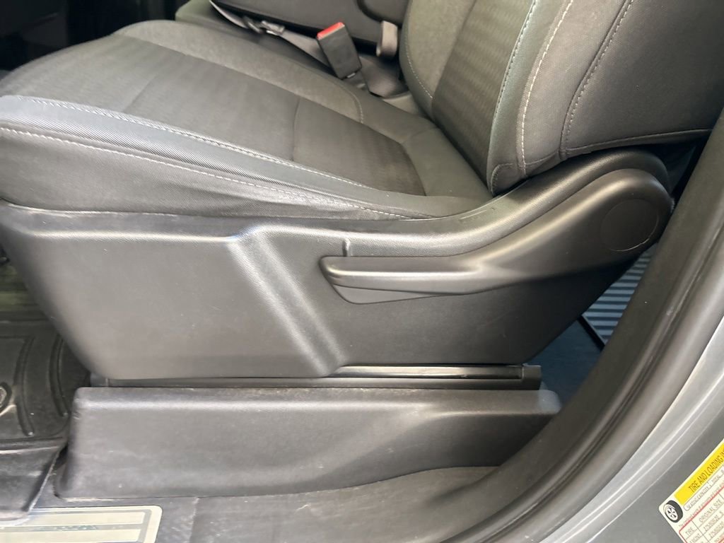 Used 2020 Chevrolet Silverado 1500 LT image 39