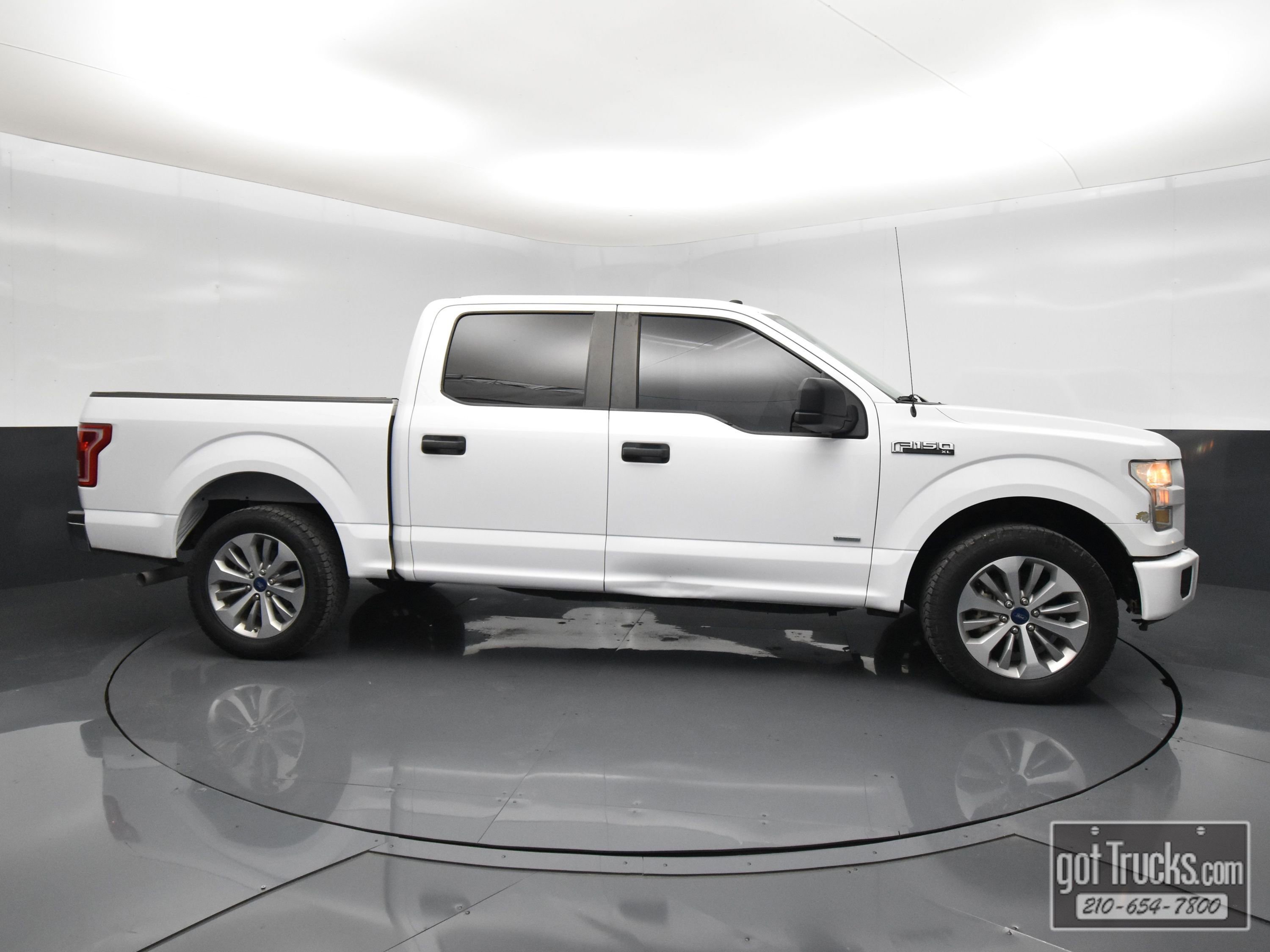 Used 2017 Ford F150 XL w/ Equipment Group 101A Mid RWD image 49