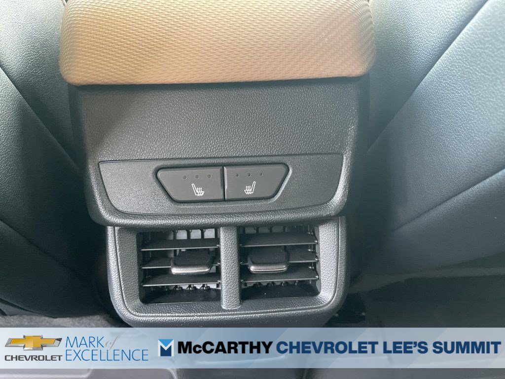 New 2026 Chevrolet Equinox ACTIV w/ Convenience Package III AWD/4WD image 14