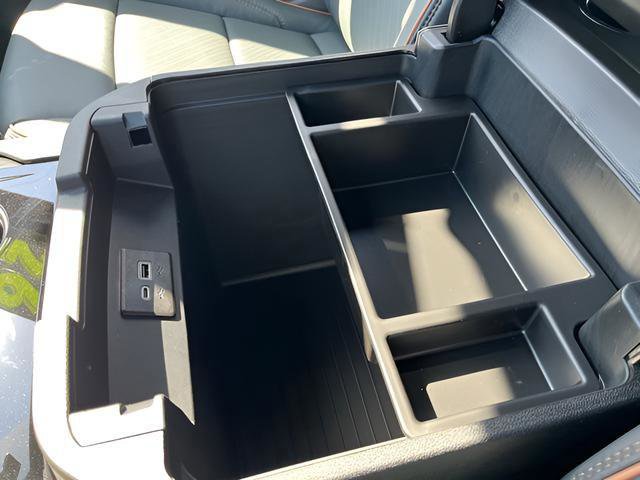 New 2026 GMC Yukon AT4 AWD/4WD image 21