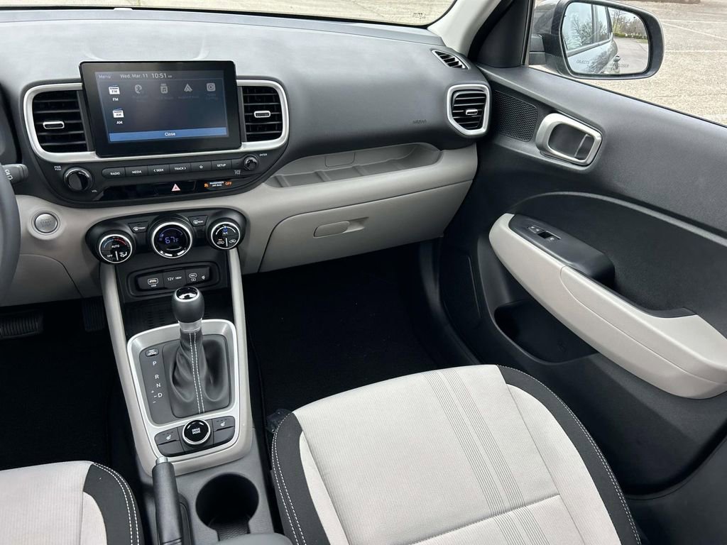 New 2026 Hyundai Venue SEL FWD image 20