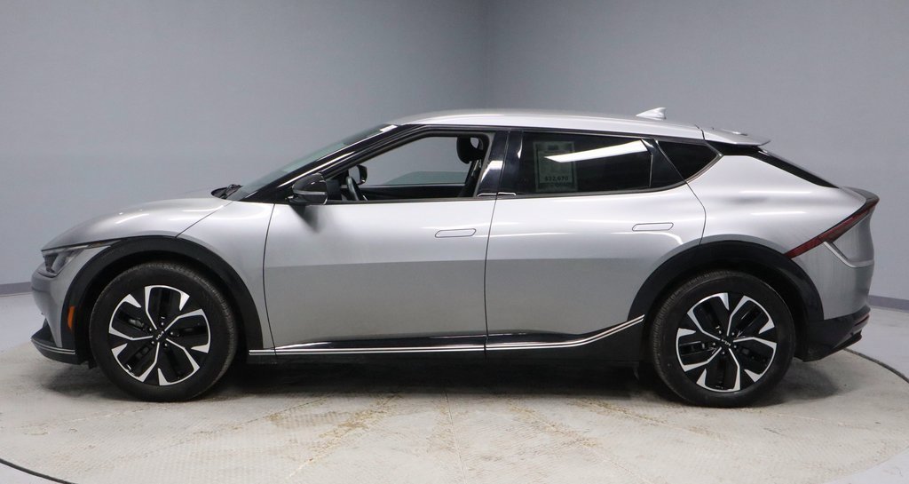 Used 2023 Kia EV6 Wind image 9