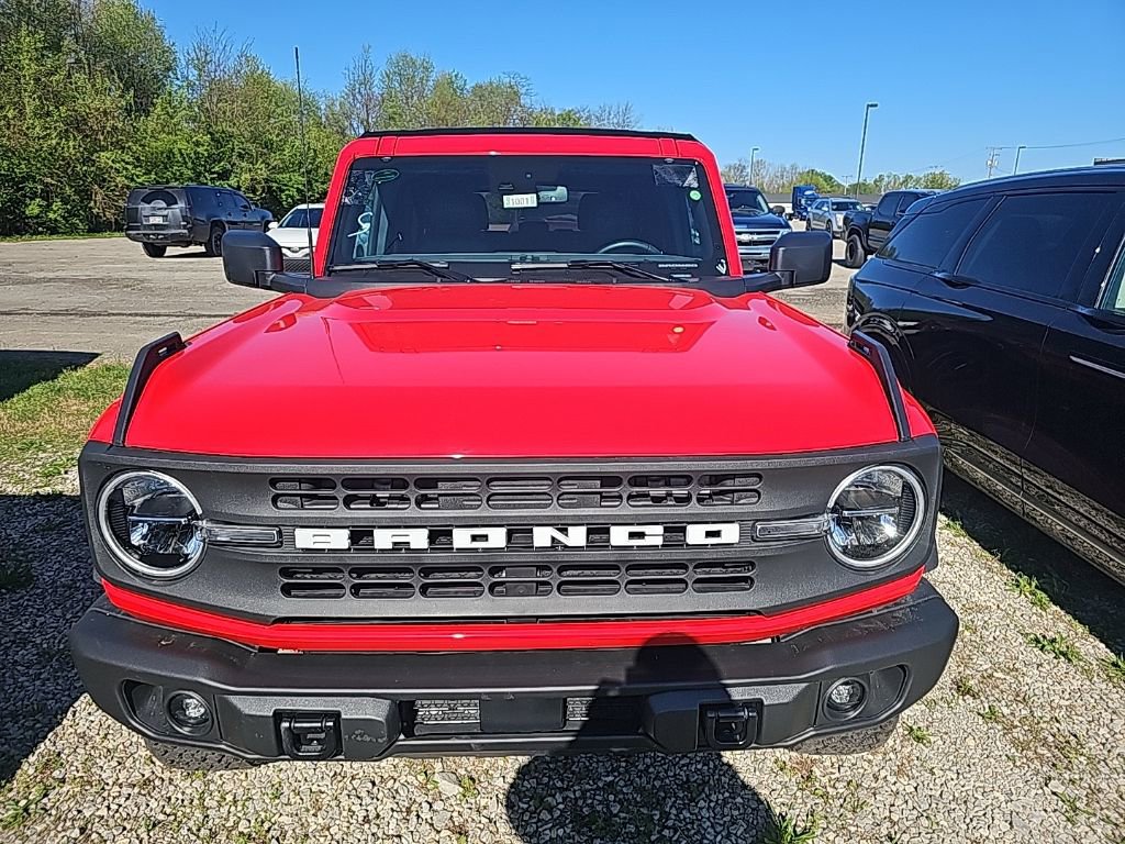 Used 2023 Ford Bronco Black Diamond image 1