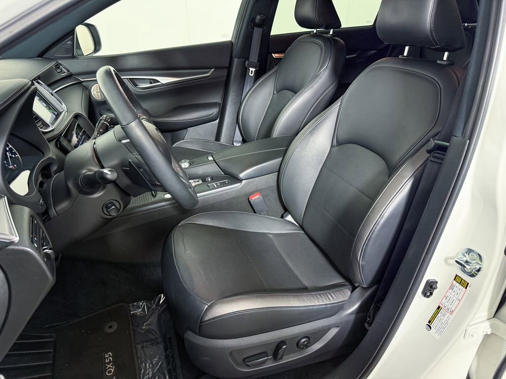 Used 2023 INFINITI QX55 Essential image 17