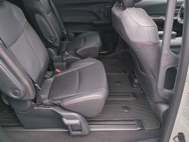 Used 2023 Toyota Sienna XSE image 30