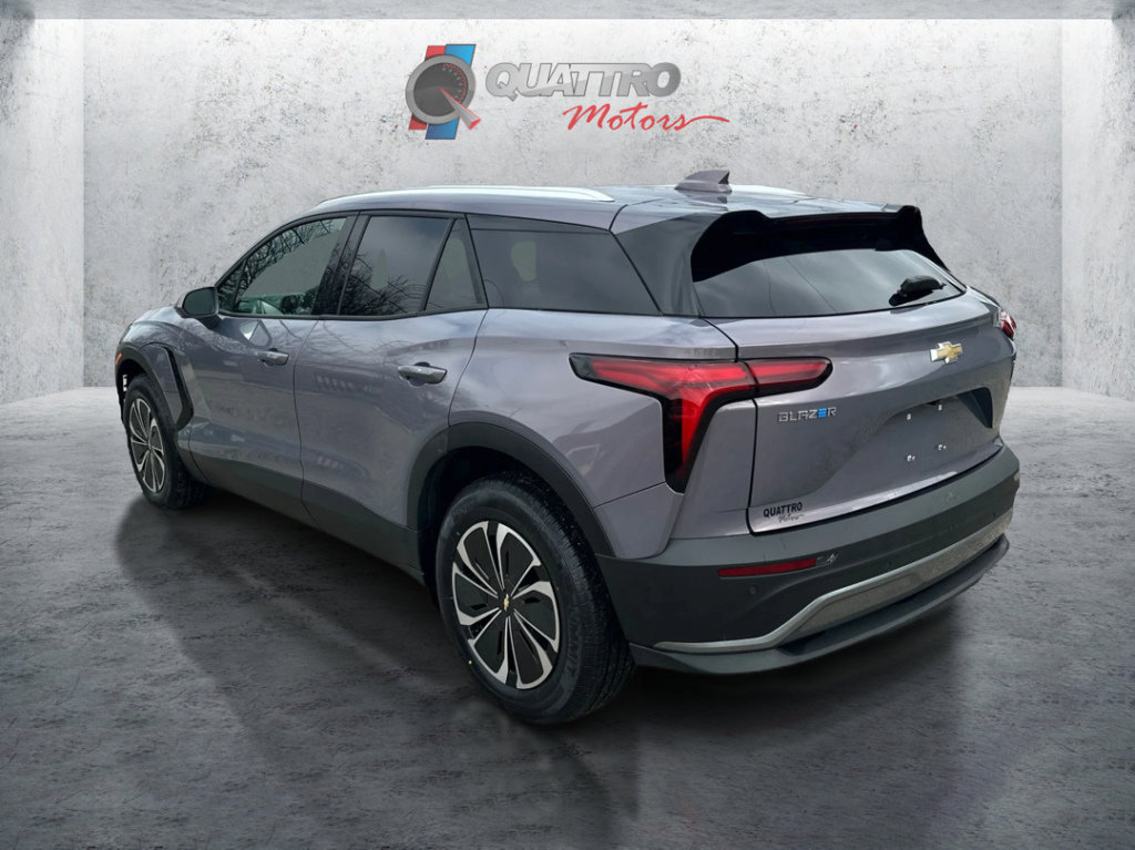 Used 2025 Chevrolet Blazer EV LT image 3