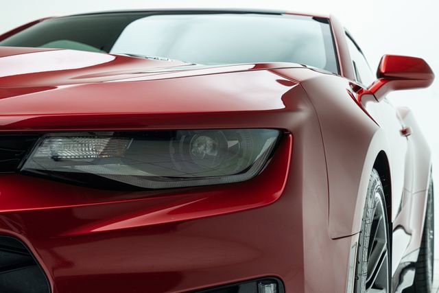 Used 2018 Chevrolet Camaro ZL1 image 11