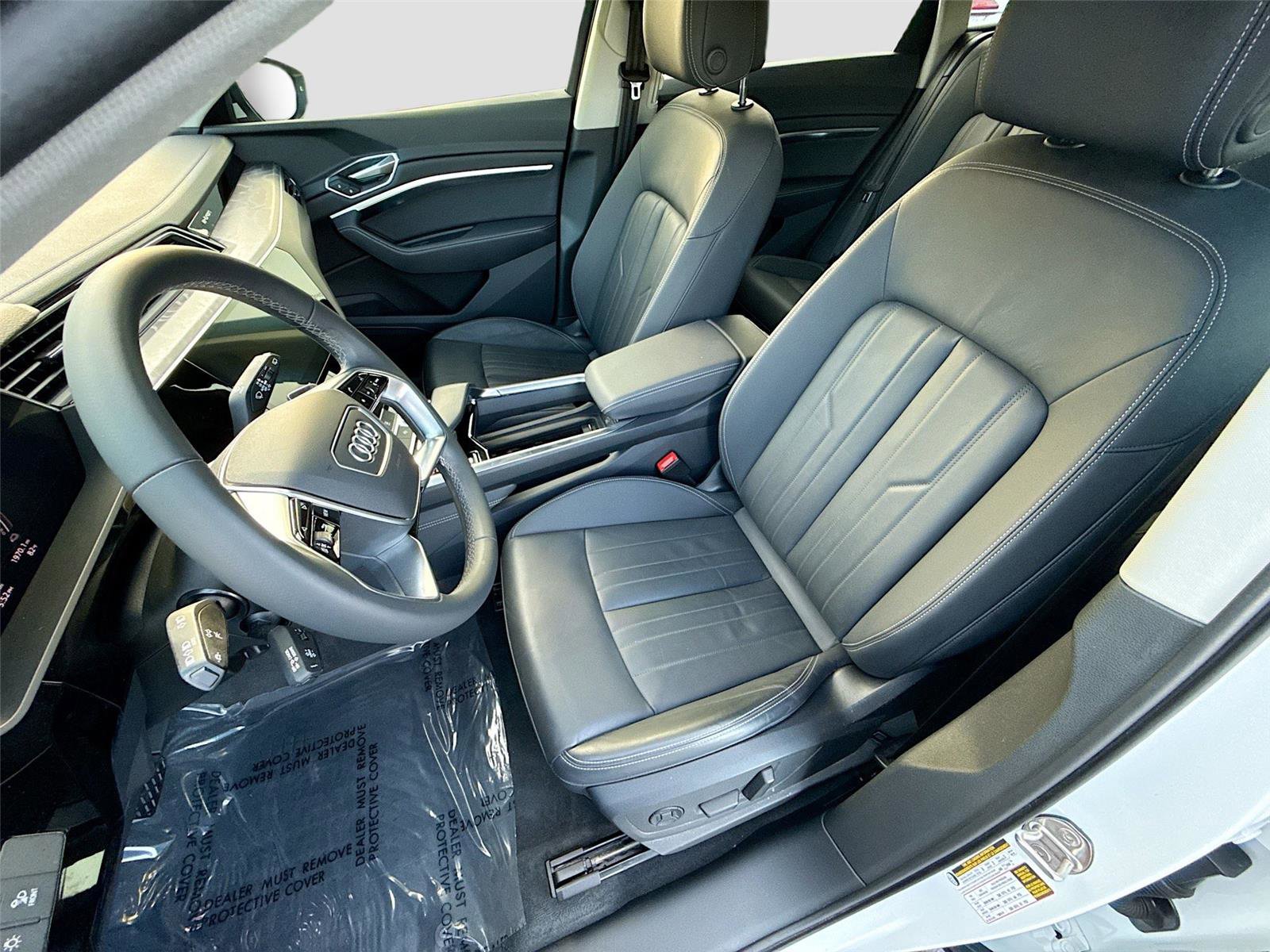 Certified 2024 Audi Q8 e-tron Premium image 21