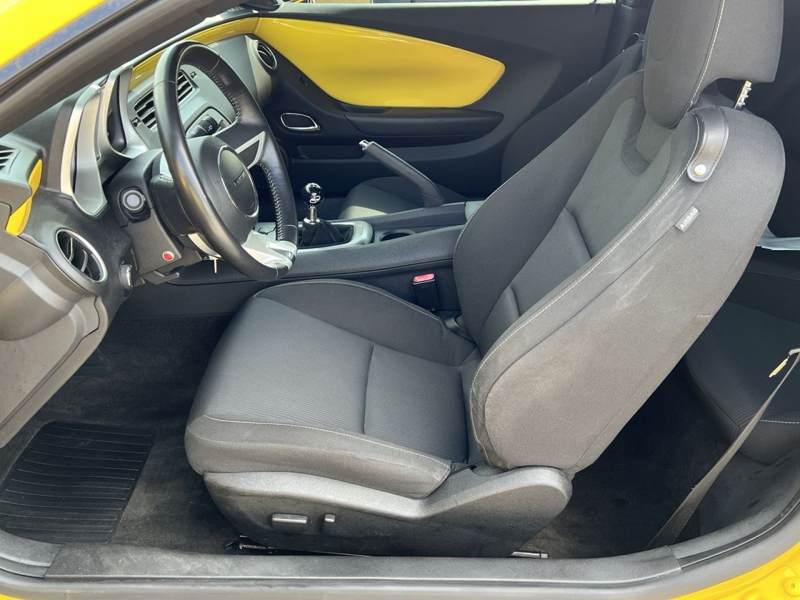 Used 2010 Chevrolet Camaro SS w/ RS Package RWD image 10