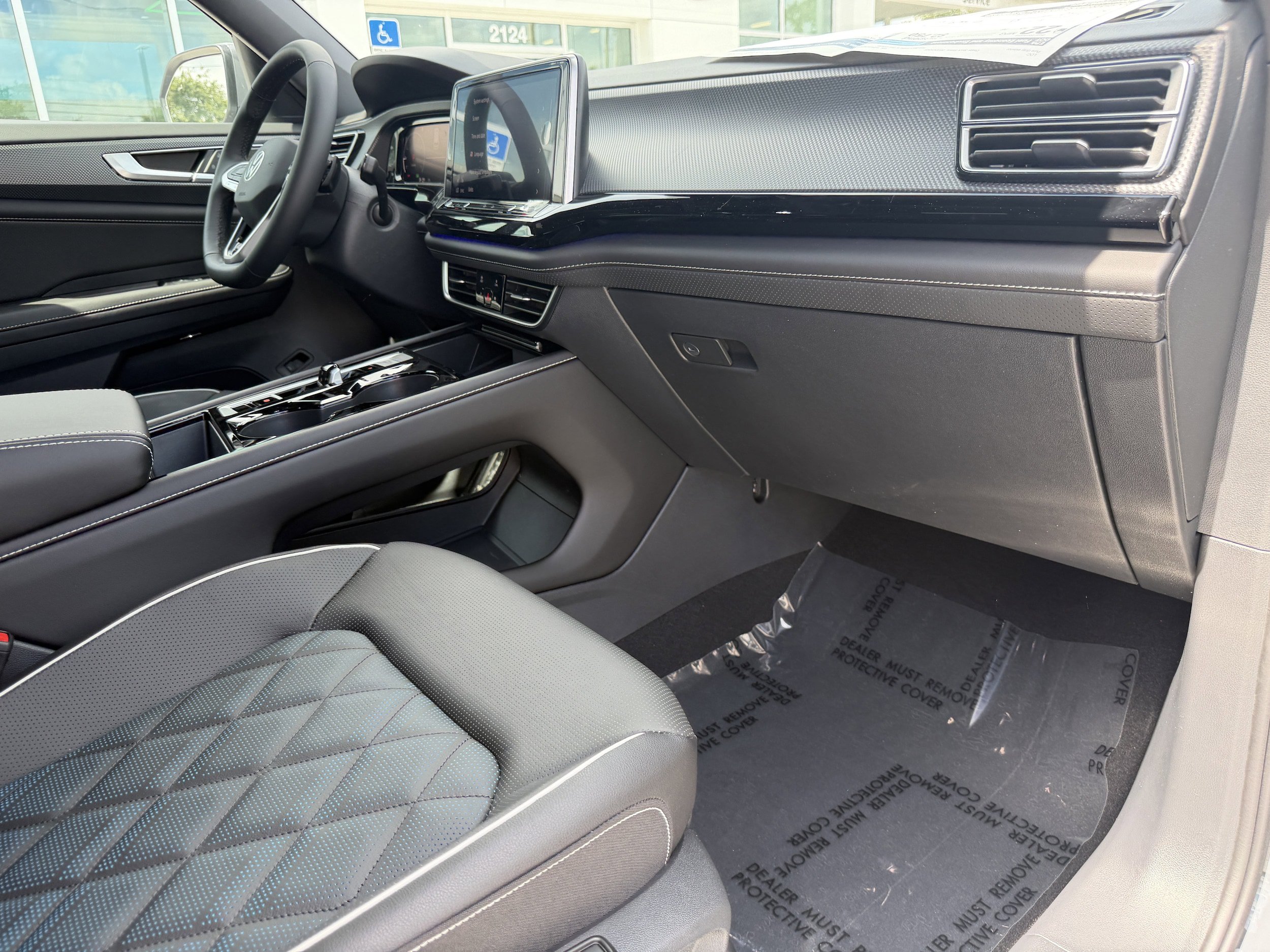New 2026 Volkswagen Atlas Cross Sport SEL Premium R-Line AWD/4WD image 12