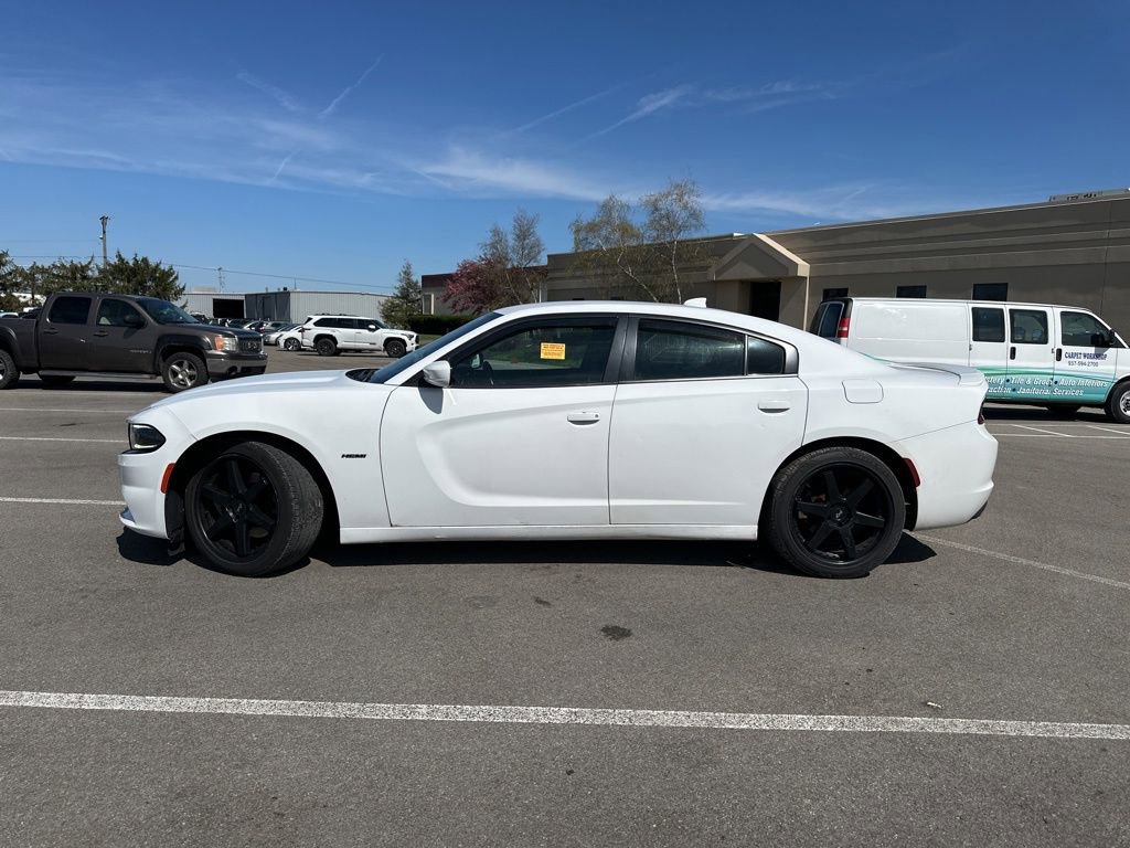 Used 2017 Dodge Charger R/T image 8