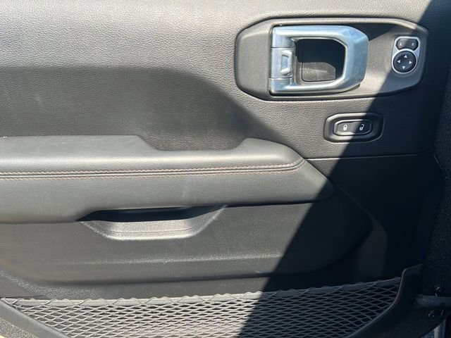 Used 2021 Jeep Wrangler Unlimited Rubicon w/ Trailer Tow Package image 12