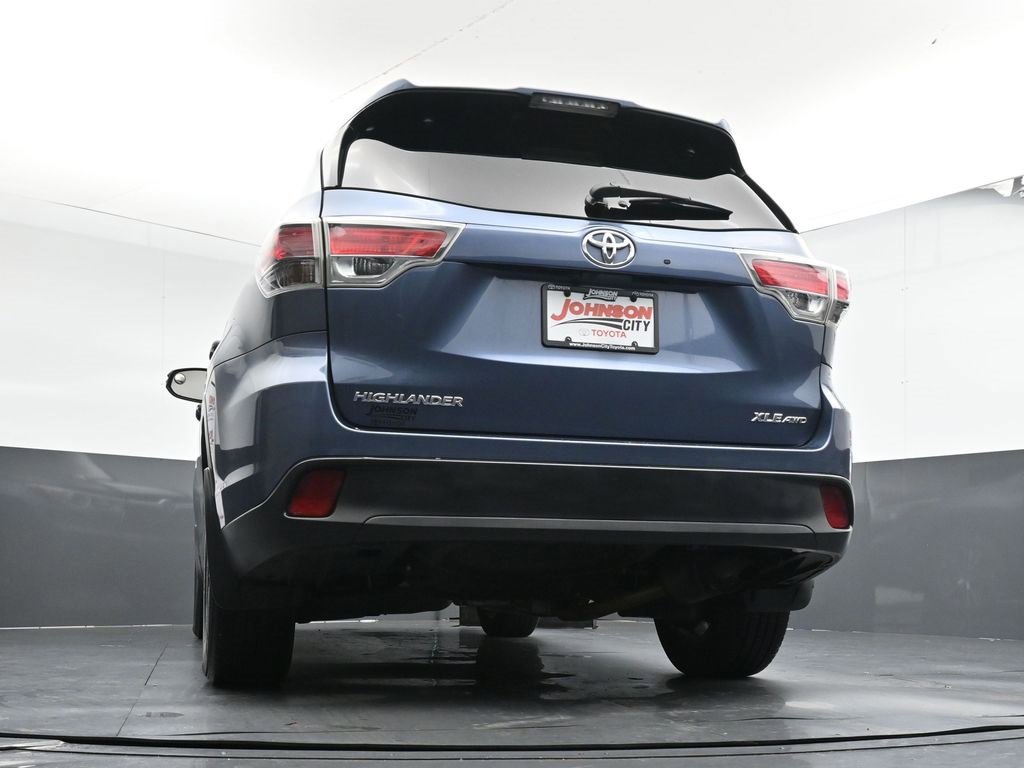 Used 2016 Toyota Highlander XLE image 43