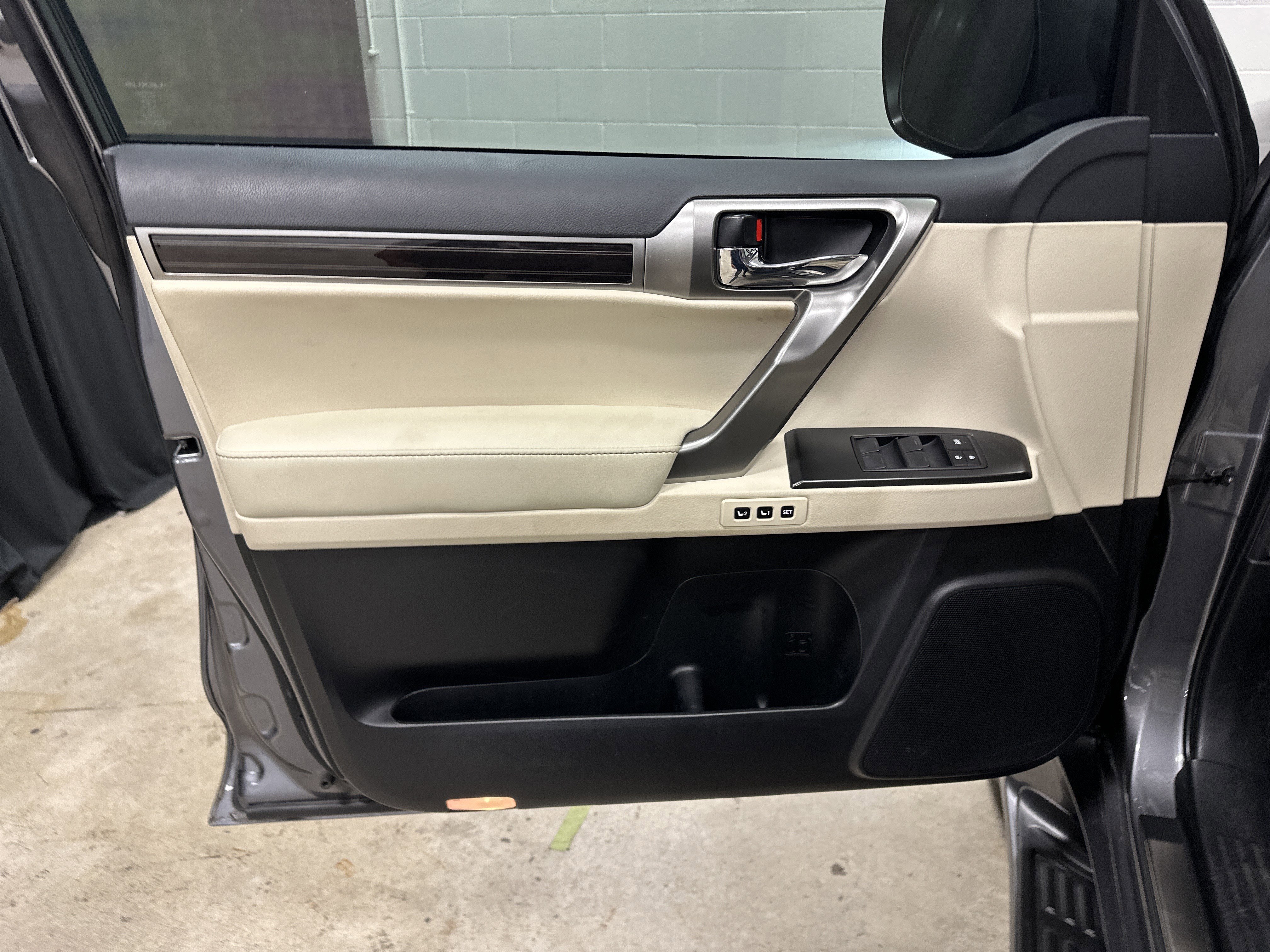 Certified 2023 Lexus GX 460 Premium AWD/4WD image 14