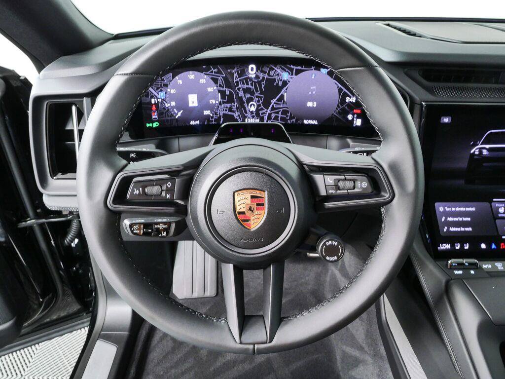 New 2026 Porsche Cayenne Electric AWD/4WD image 9