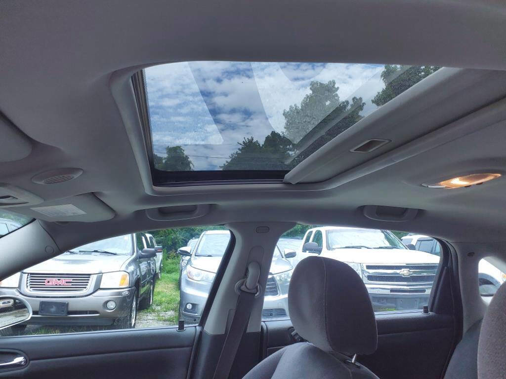 Used 2012 Chevrolet Impala LT w/ LT Sunroof Package FWD image 13