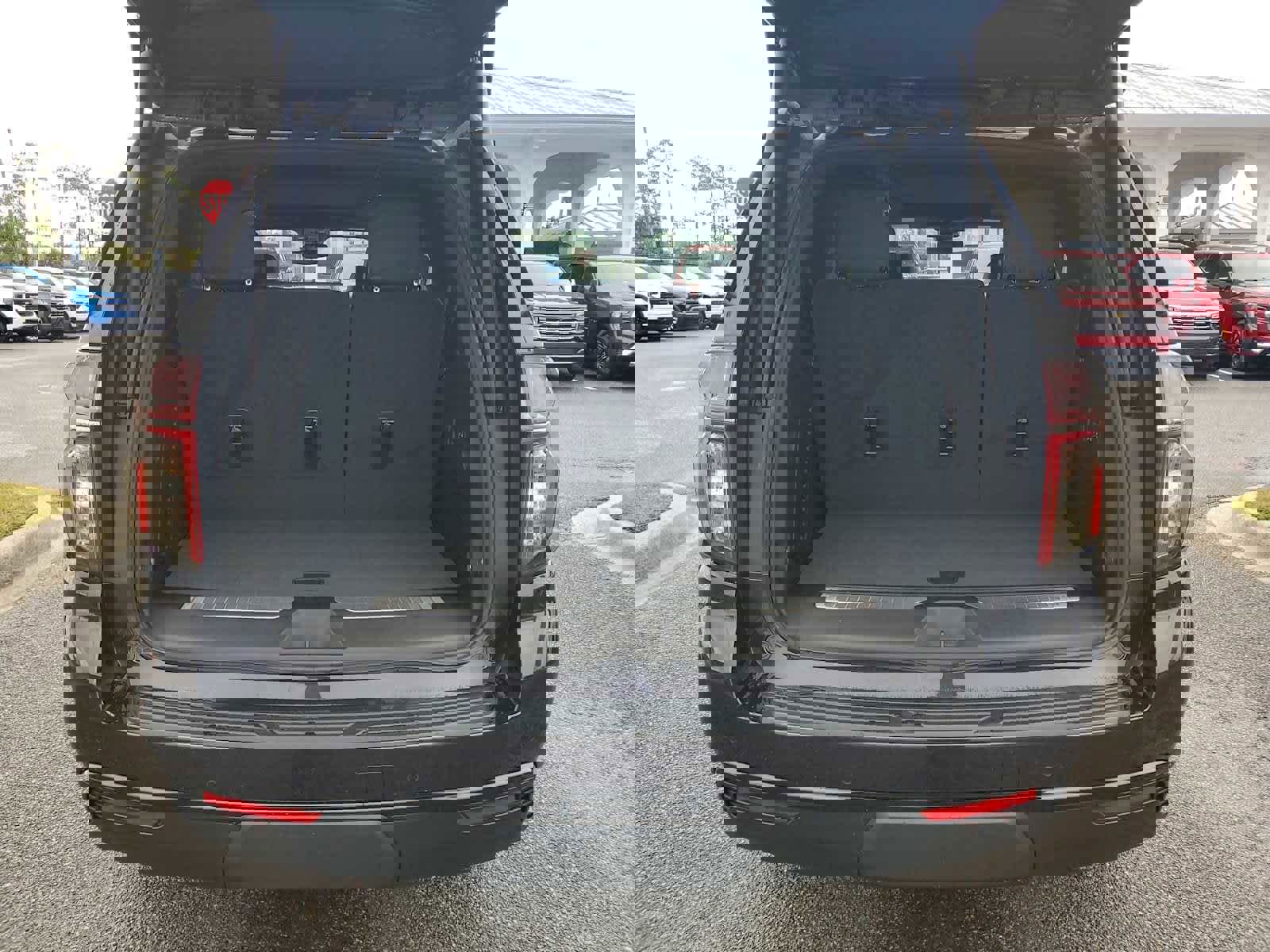 Certified 2024 Chevrolet Tahoe RST w/ Luxury Package image 5