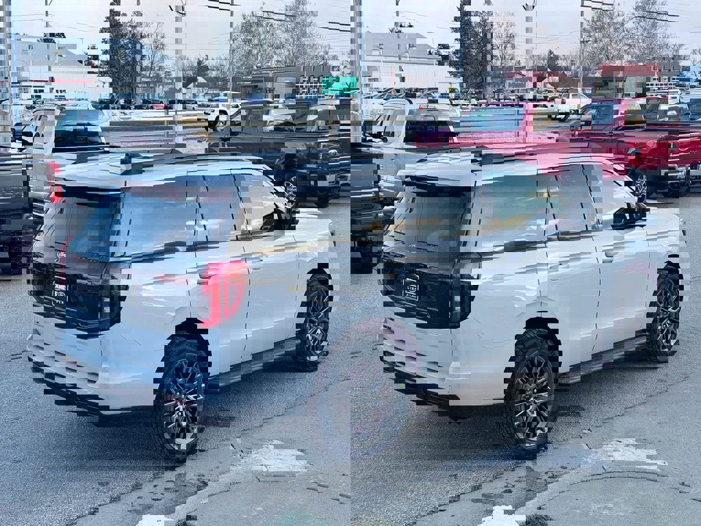 New 2026 Ford Expedition Platinum w/ Stealth Appearance Package image 5