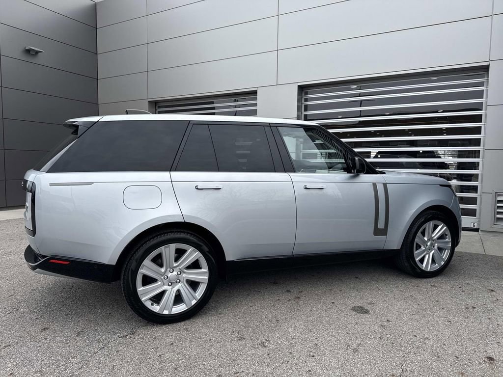 Certified 2023 Land Rover Range Rover SE AWD/4WD image 8