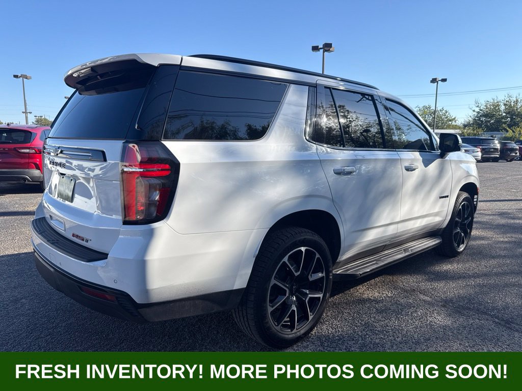 Used 2023 Chevrolet Tahoe RST w/ Luxury Package RWD image 2