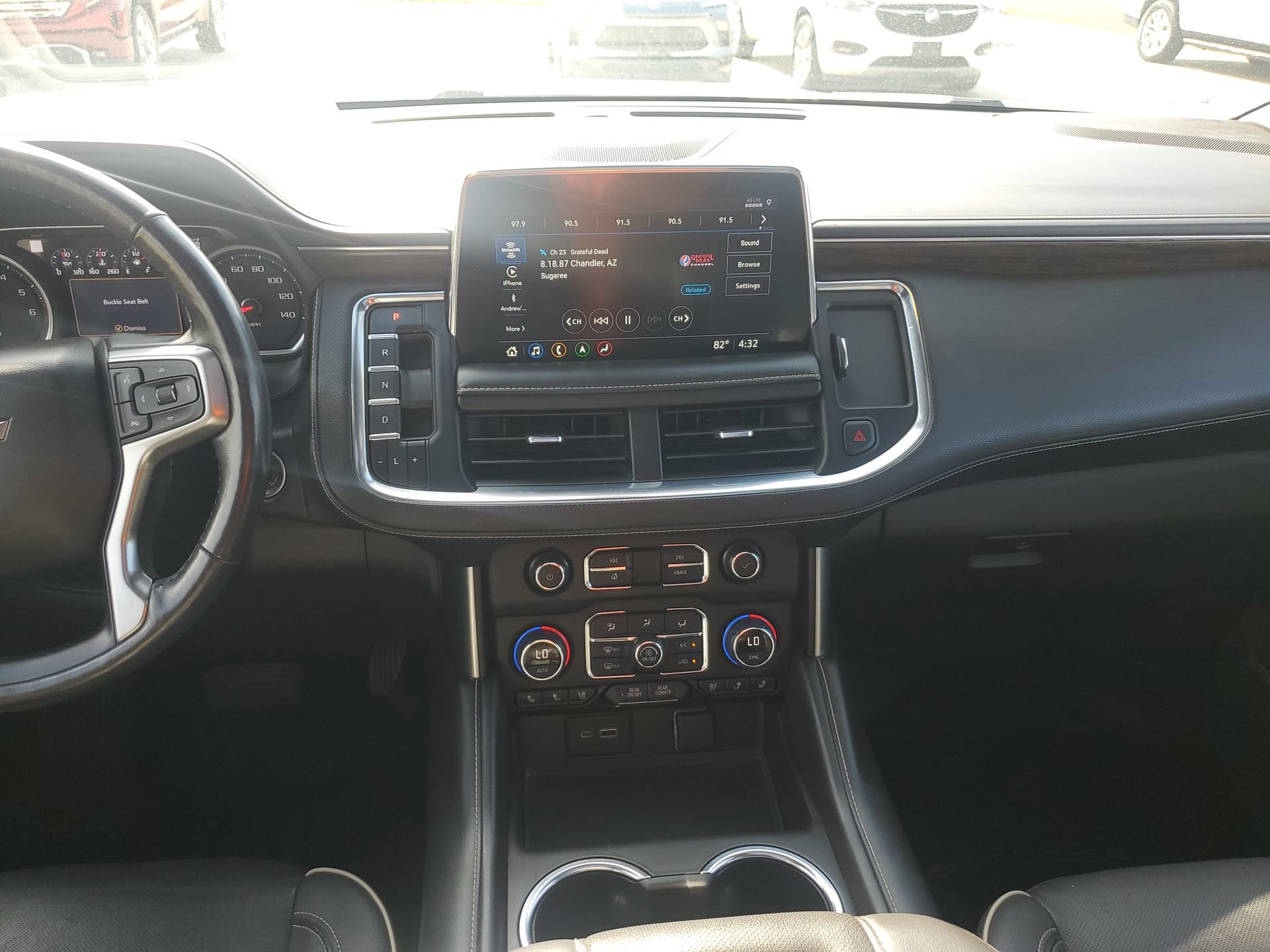 Used 2021 Chevrolet Suburban Premier w/ Premium Package AWD/4WD image 10