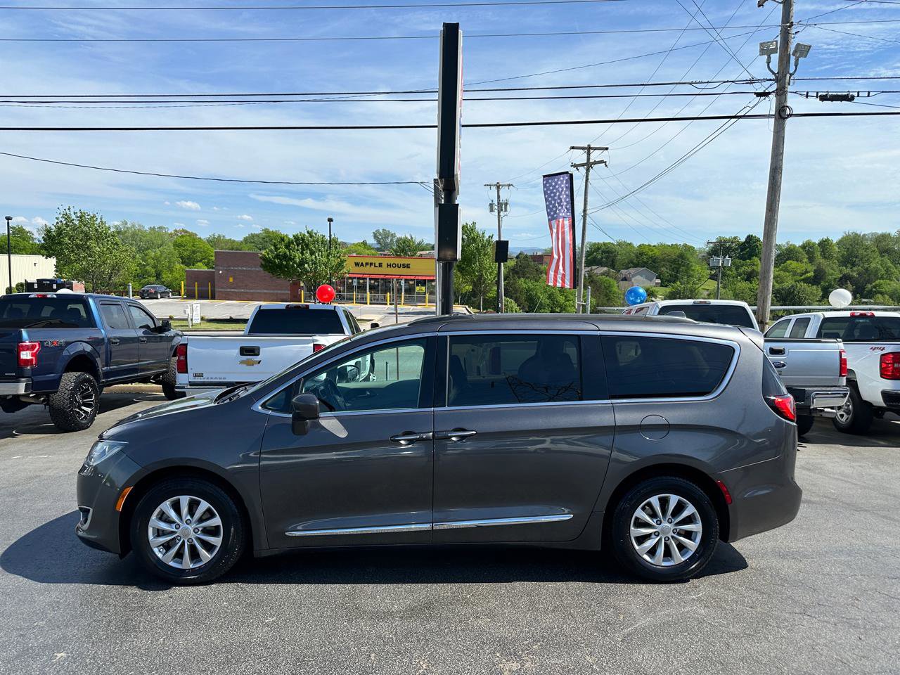 Used 2017 Chrysler Pacifica Touring-L