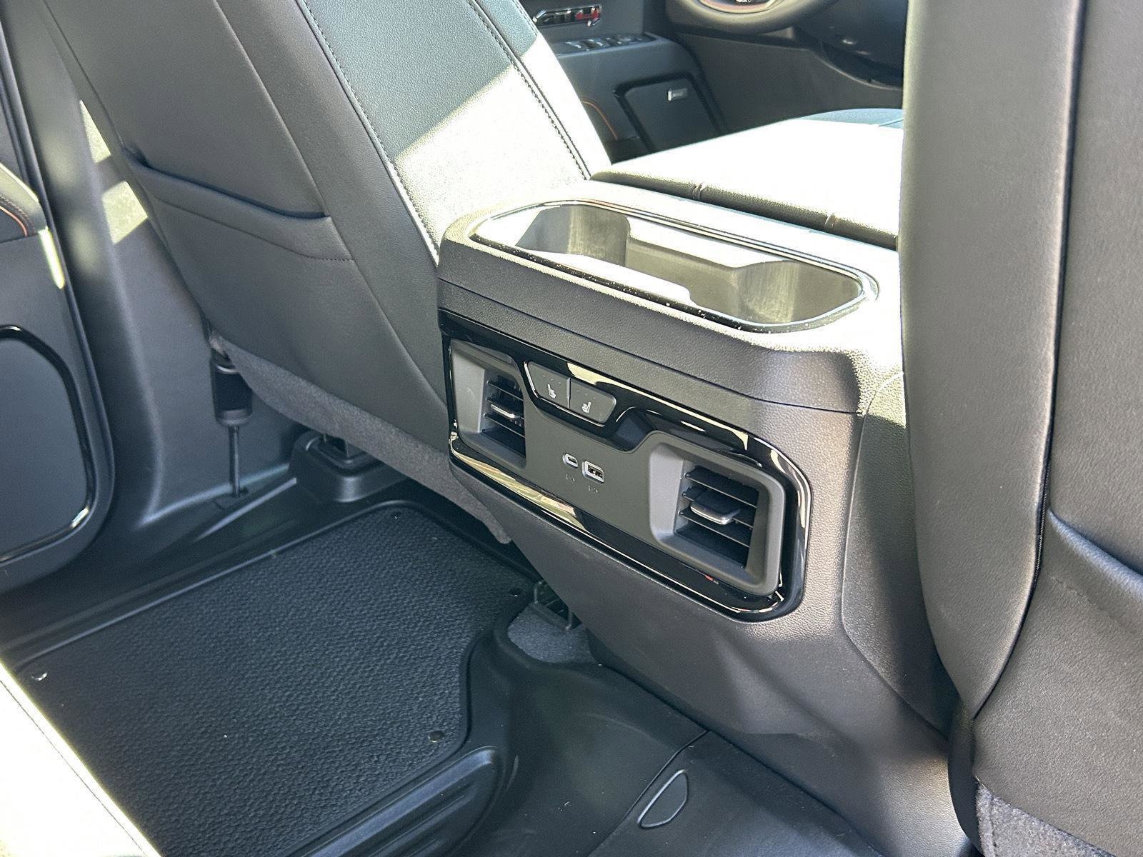 Used 2025 GMC Sierra 1500 AT4 w/ AT4 Premium Package image 22